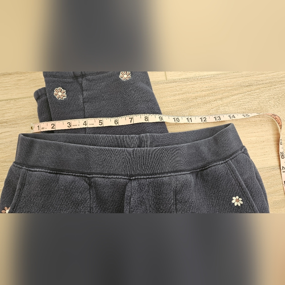 MWL Airyterry Floral Embroidered Tapered Sweatpants: Stitched-Pocket Edition M - Picture 7 of 10